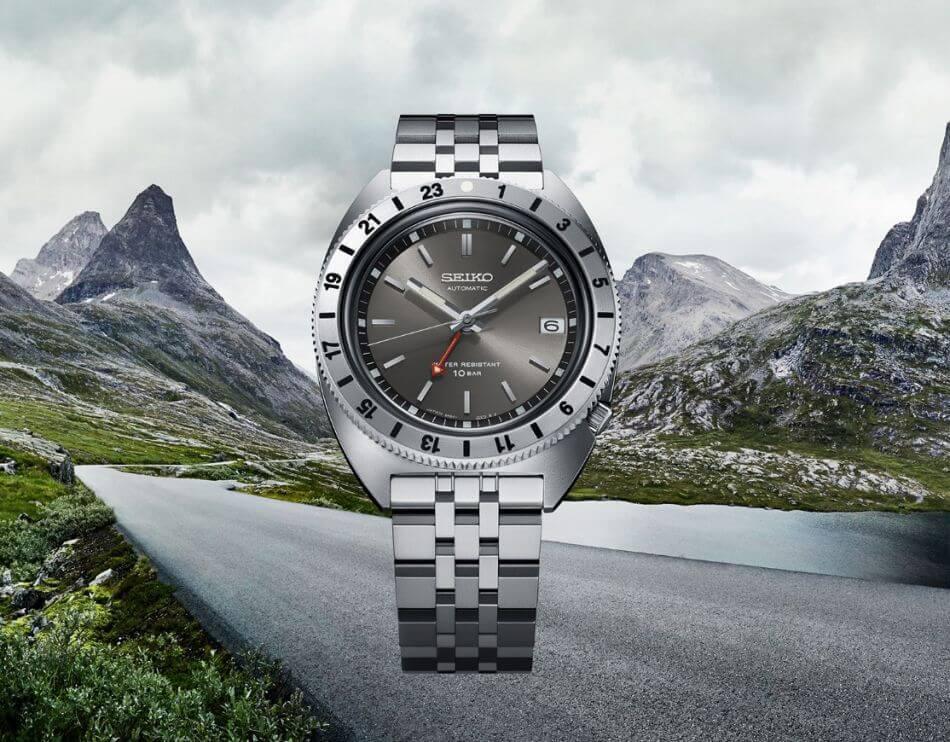 スラヴァ ソビエト SLAVA アラームクロック 手巻き 置き時計 目覚まし時計 スラヴァ ソビエト SLAVA アラームクロック 手巻き 置き時計