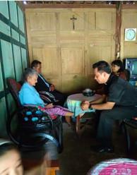 Senior: Menjadi Tua Itu Pasti, Tetapi Tetap Teguh Beriman Pada Tuhan Itu Pilihan Senior: Menjadi Tua Itu Pasti, Tetapi Tetap Teguh Beriman Pada Tuhan Itu Pilihan