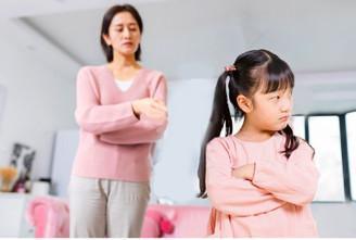 Pojok Parenting: Papa Mama, Minta Maaf Dong! Pojok Parenting: Papa Mama, Minta Maaf Dong!