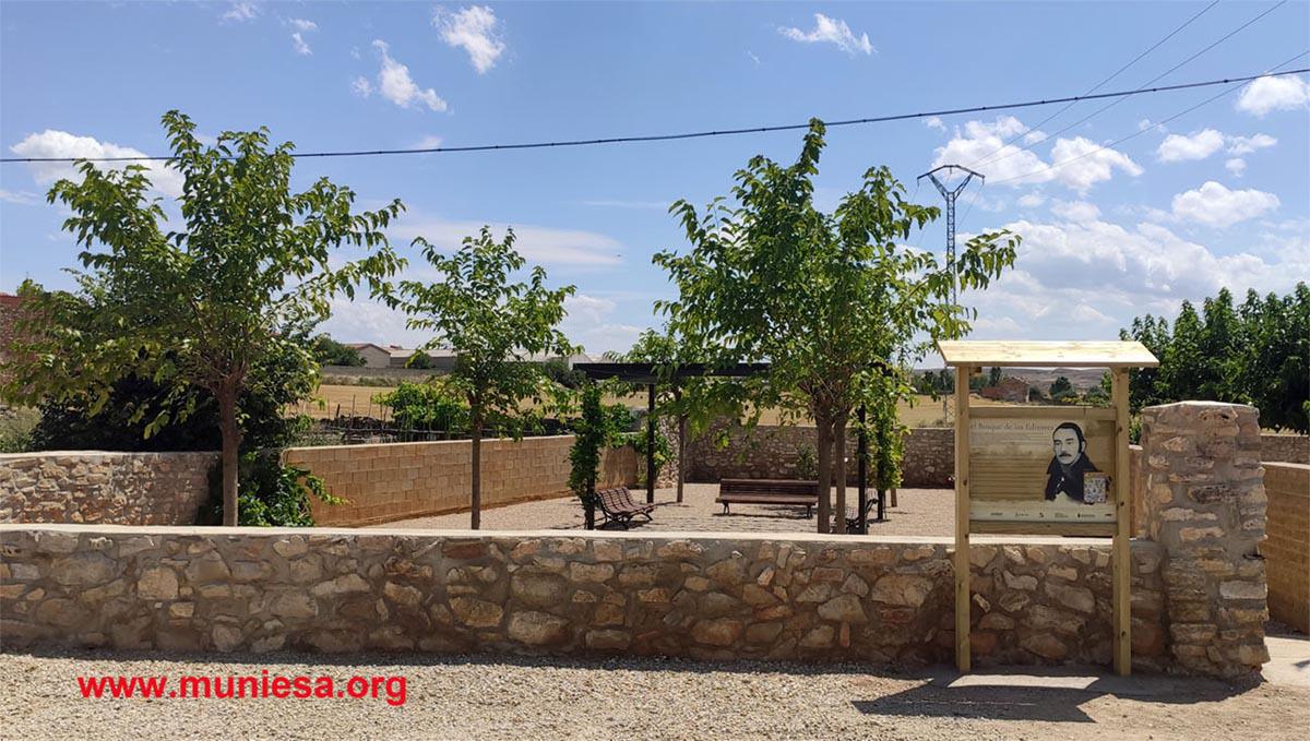 MUNIESA. IRANZO Y EL BOSQUE DE LOS EDITORES MUNIESA. IRANZO Y EL BOSQUE DE LOS EDITORES