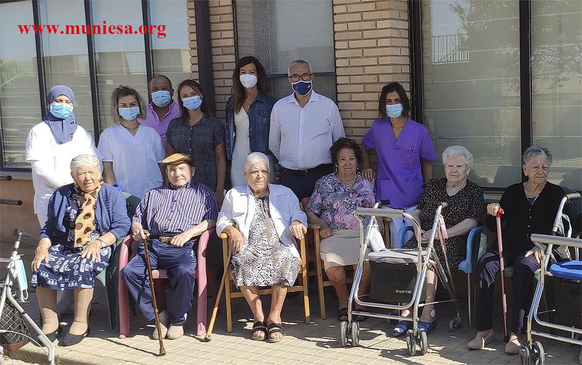 MUNIESA SIEMPRE CON SUS MAYORES MUNIESA SIEMPRE CON SUS MAYORES