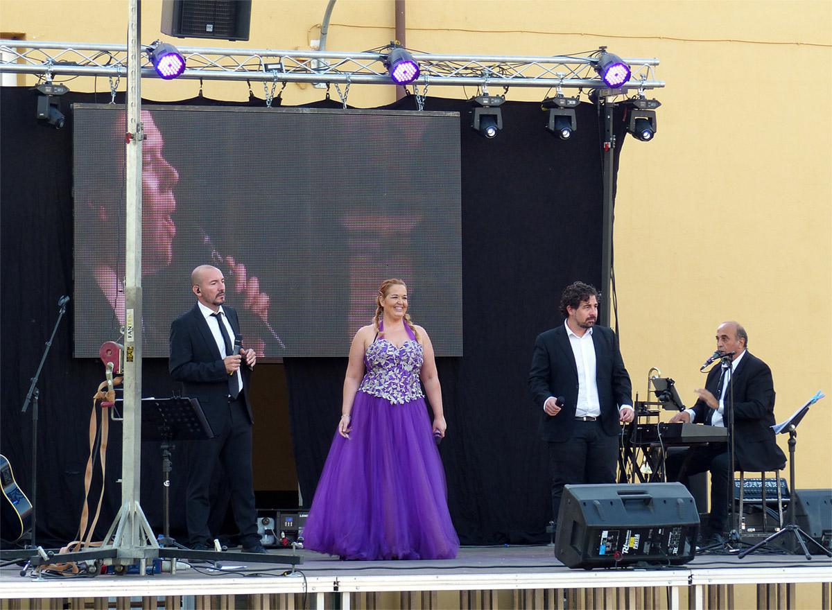 MUNIESA SIEMPRE CON SUS MAYORES MUNIESA SIEMPRE CON SUS MAYORES