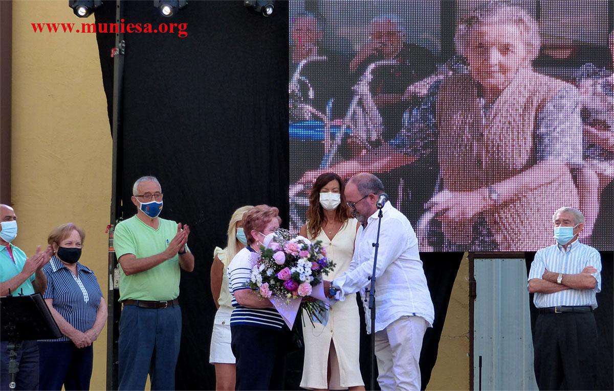 MUNIESA SIEMPRE CON SUS MAYORES MUNIESA SIEMPRE CON SUS MAYORES
