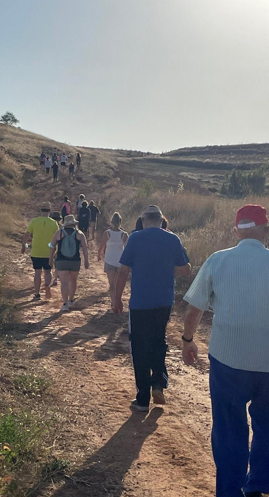 MUNIESA. CAMINA 01. ANDARINES EN LA BALSA NUEVA MUNIESA. CAMINA 01. ANDARINES EN LA BALSA NUEVA