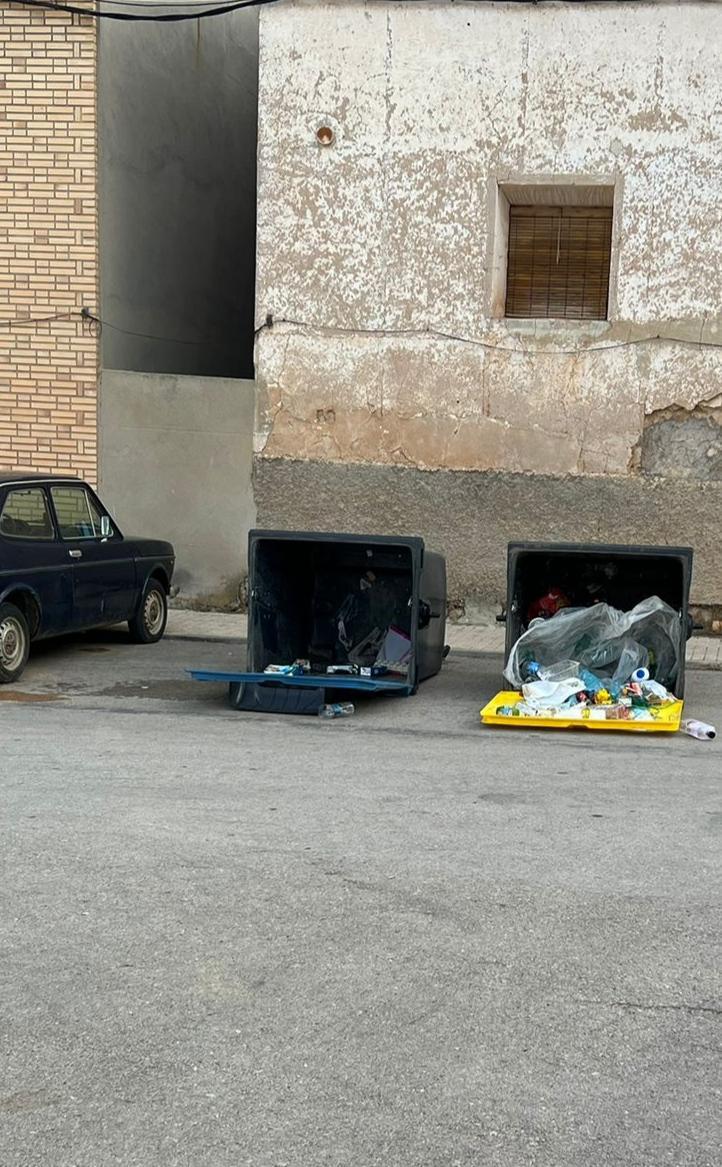 MUNIESA. INCIVISMO Y GAMBERRADAS MUNIESA. INCIVISMO Y GAMBERRADAS