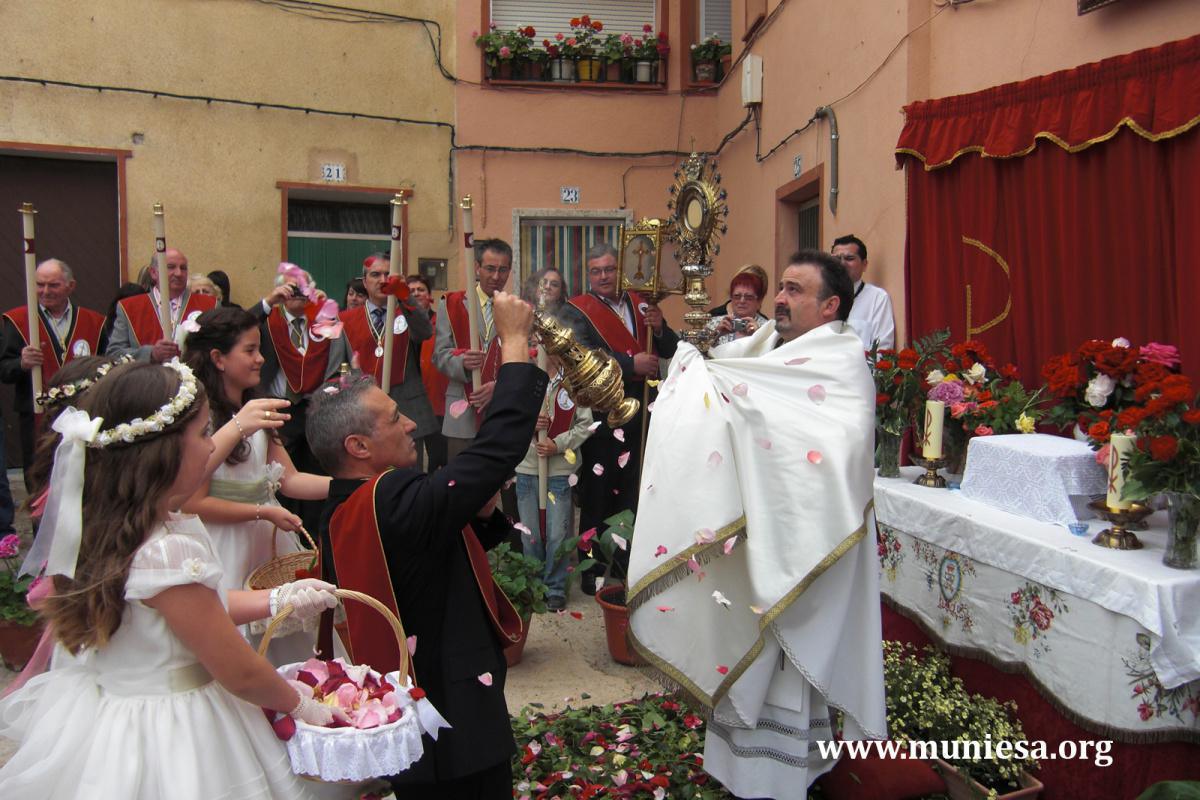 MUNIESA. FIESTA DEL CORPUS. LA MINERVA