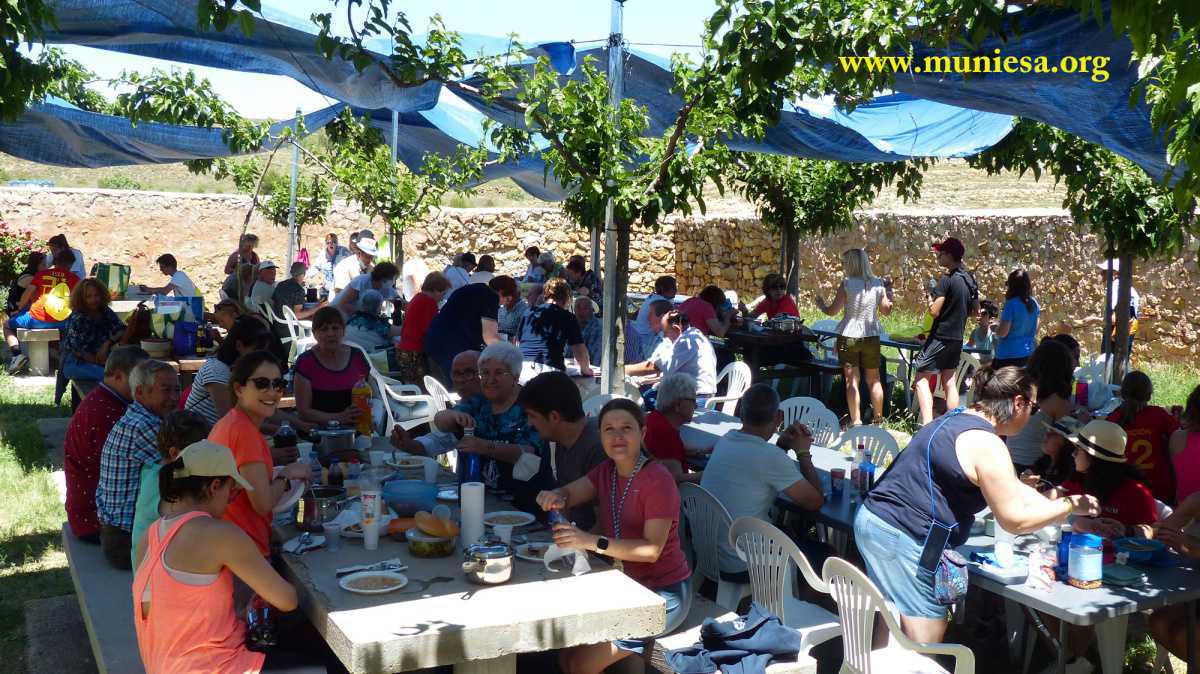 MUNIESA. ROMERÍA, ANDADA, COMIDA Y MÚSICA MUNIESA. ROMERÍA, ANDADA, COMIDA Y MÚSICA