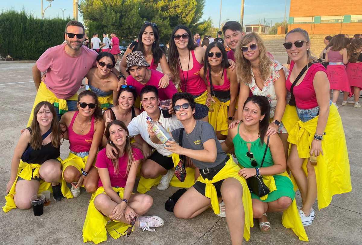 MUNIESA. COMISIÓN DE FIESTAS - 2024 MUNIESA. COMISIÓN DE FIESTAS - 2024