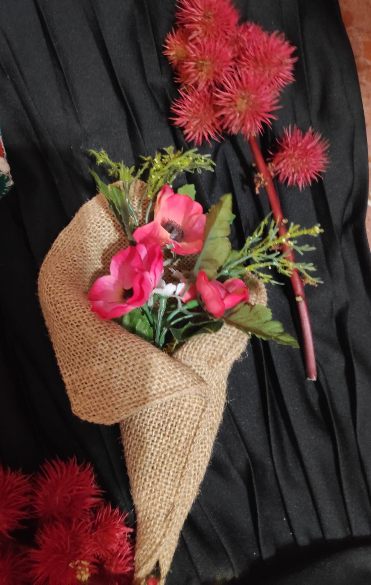 MUNIESA CAMPAÑA NAVIDAD AECC MUNIESA CAMPAÑA NAVIDAD AECC