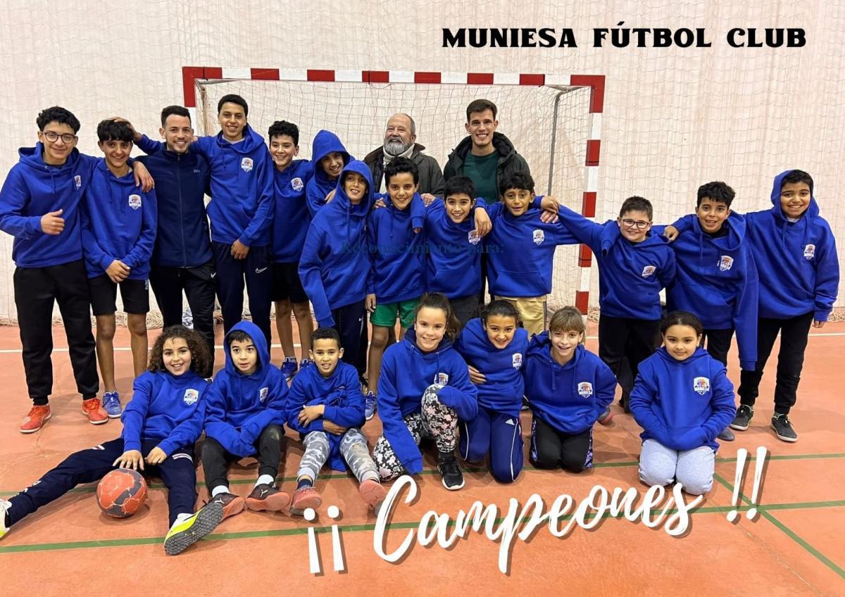 MUNIESA FELICITA A LOS CAMPEONES MUNIESA FELICITA A LOS CAMPEONES