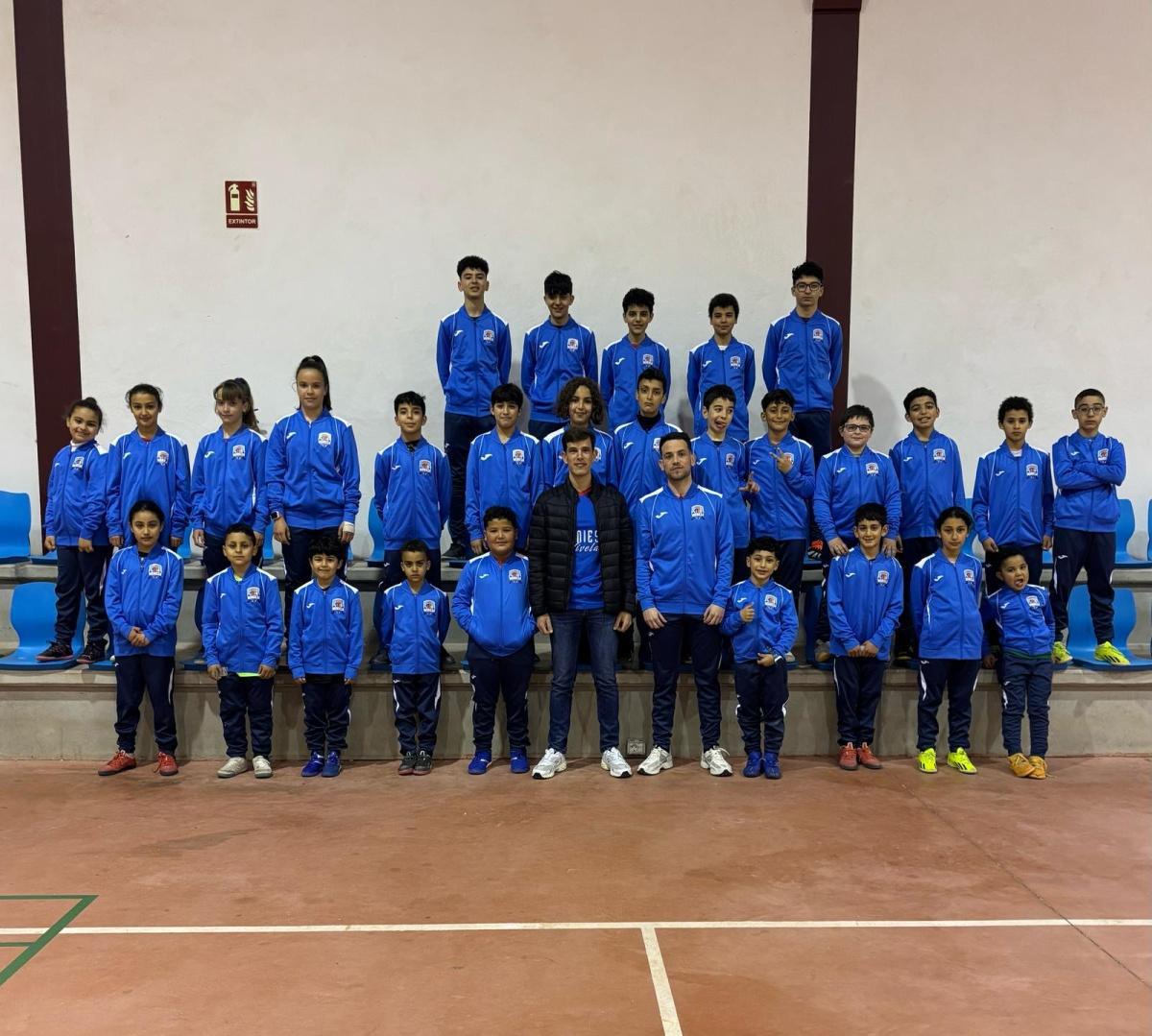 MUNIESA. DEPORTE NUEVO EQUIPAJE MUNIESA. DEPORTE NUEVO EQUIPAJE