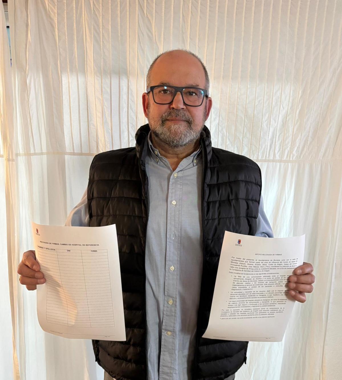 MUNIESA. RECOGIDA FIRMAS HOSPITAL MUNIESA. RECOGIDA FIRMAS HOSPITAL