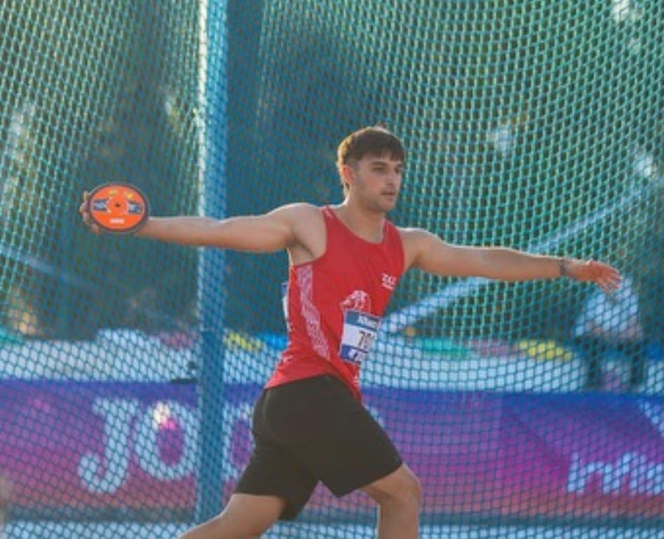 MUNIESA FELICITA A MATEO RUBIO