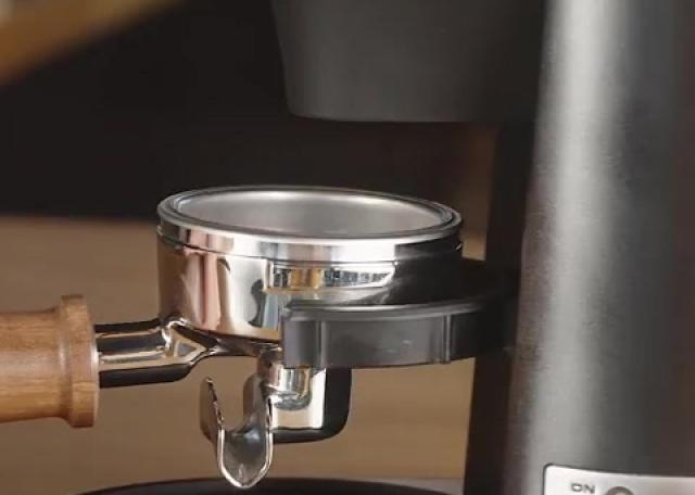 Kaffeemühlen CM8000-Serie