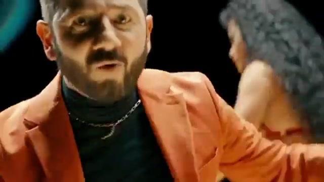 Галустян тоже запел? 🤨⁣⁣⠀ Как оцените? От 1 до 10 👇🏻⁣⁣⠀