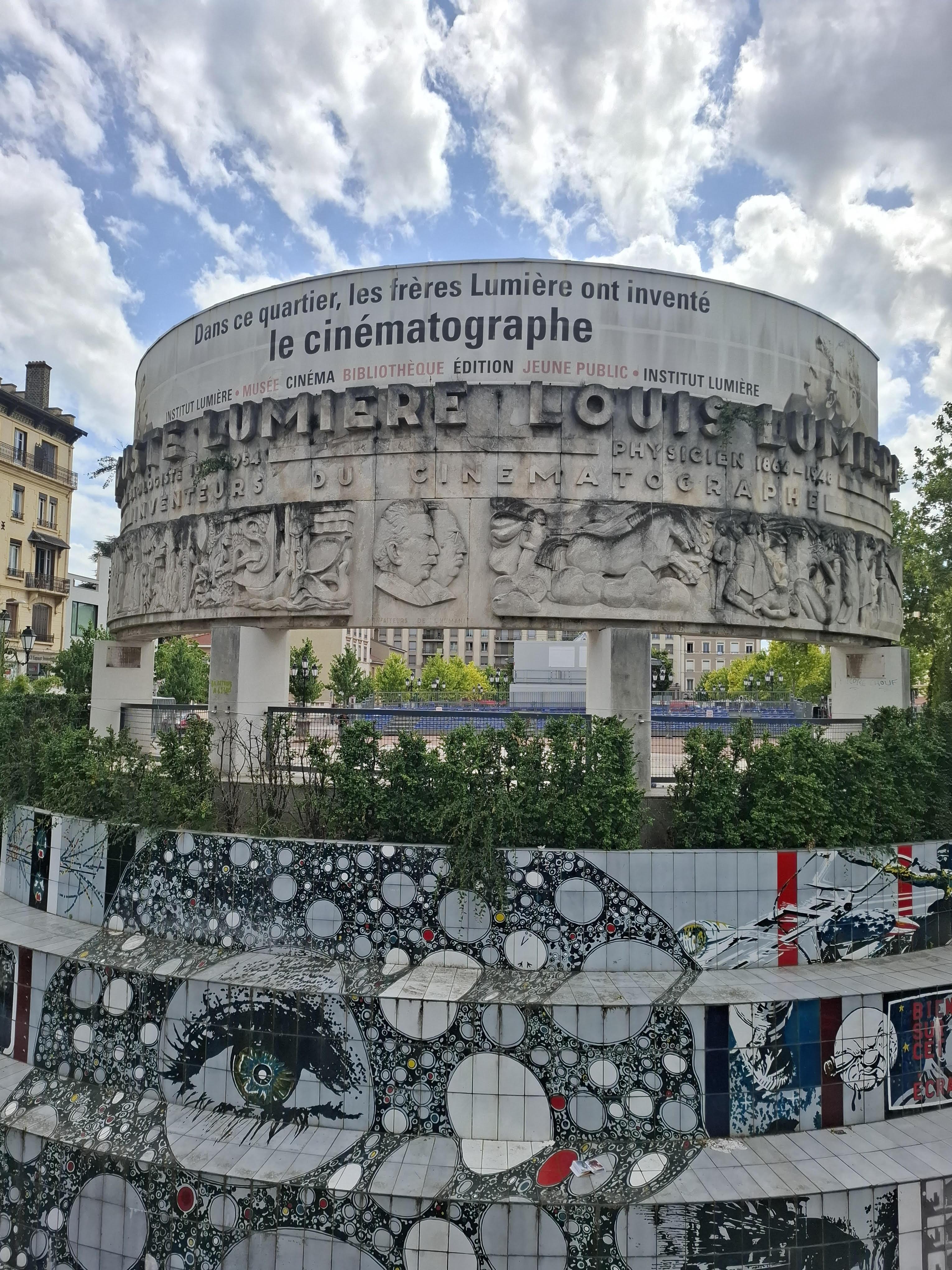 Monplaisir vous connaissez ?