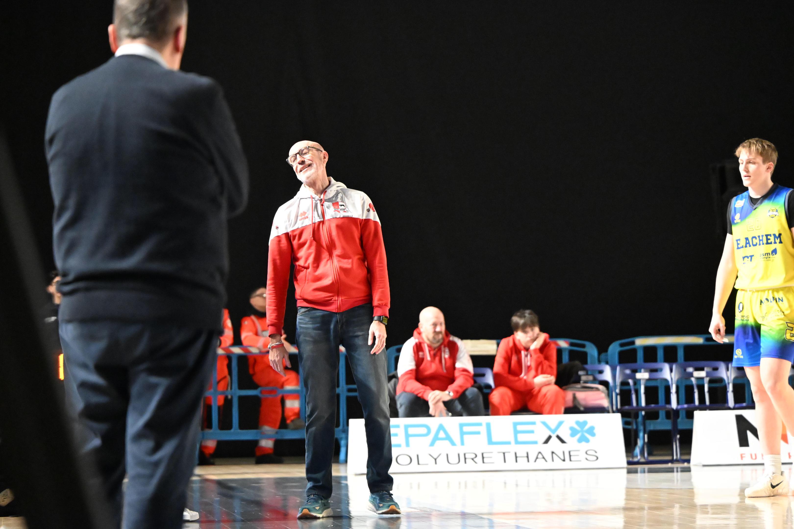 Salvemini: "Sono altre le partite che dobbiamo vincere"