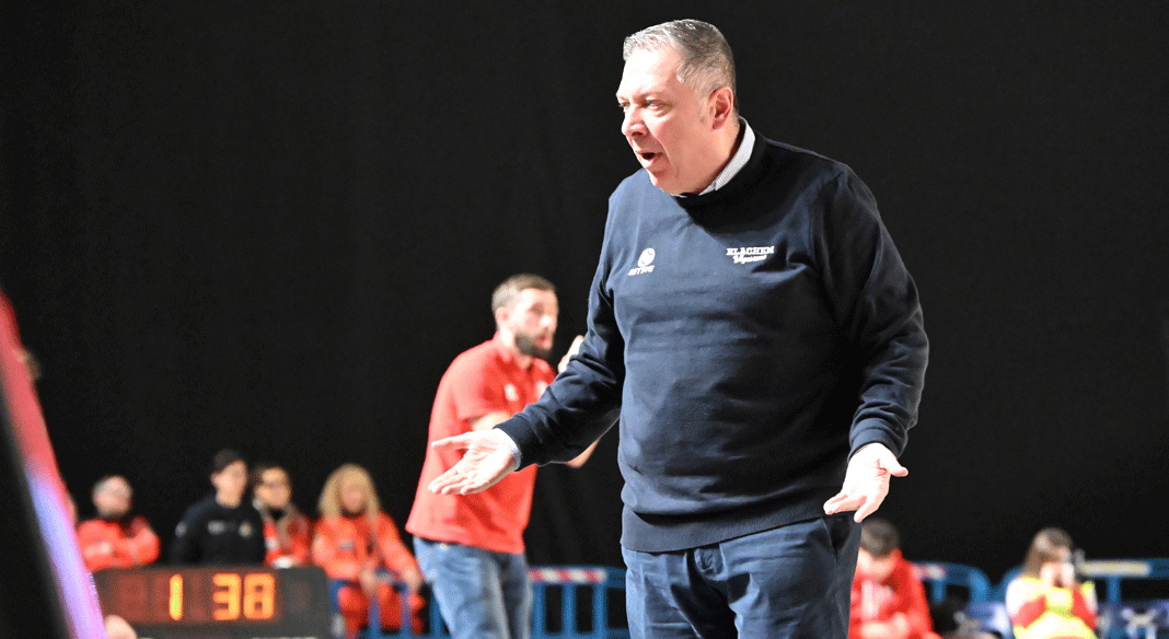 Salieri: "Reagito con la difesa ad una situazione non facile" 