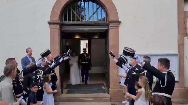 Vidéo sortie des mariés