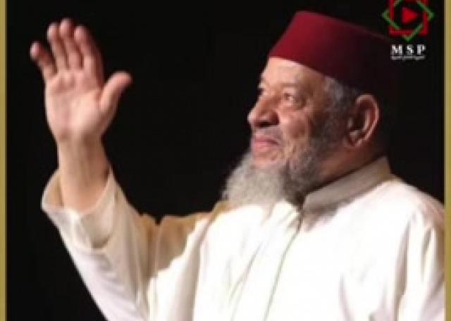 اشتدي أزمة تنفرجي *  قد آذن ليلك بالبلج