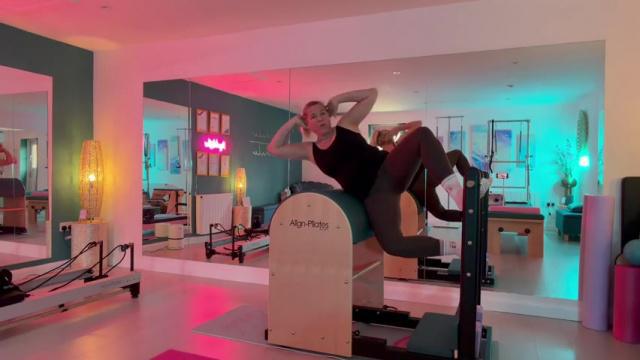 Side Lifts with Bent Legs