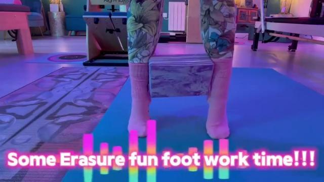 Footwork with blocks (2)