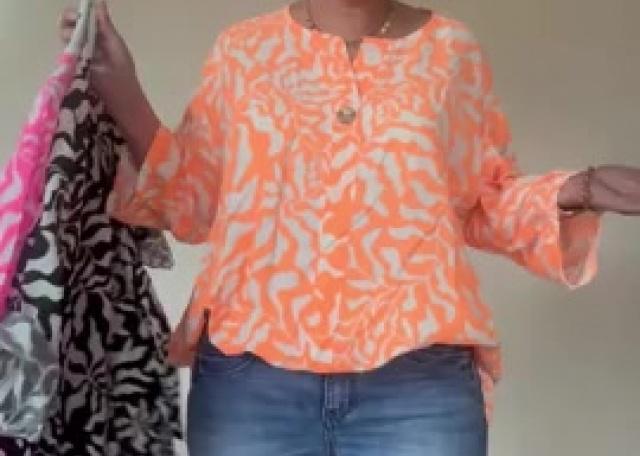 😍Print top & Karostar jeans