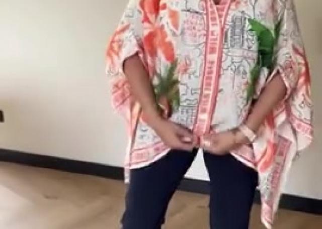 🦚Print poncho top