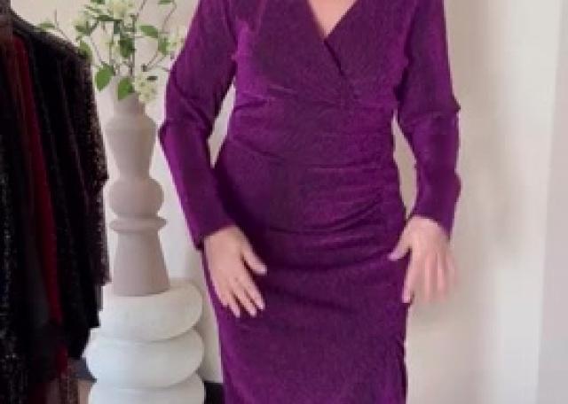 👗*Glitter jurk met split 38-48