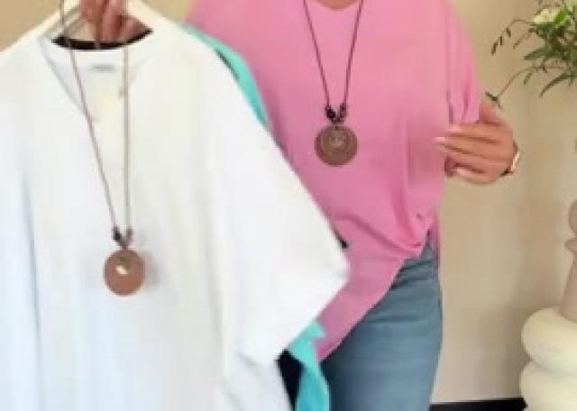 🌸Oversized v-hals top + ketting