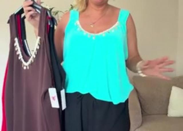 🌴Ibiza top met schelpjes & muntjes 42-54