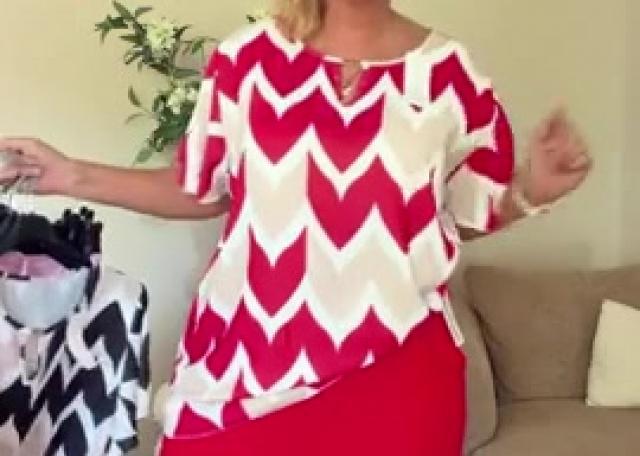 😎 Print top met gouden detail & Bermuda