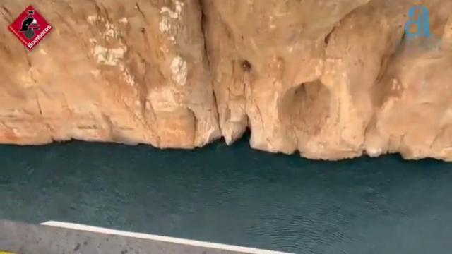 Rescate de dos escaladores en el Morro de Toix de Calp