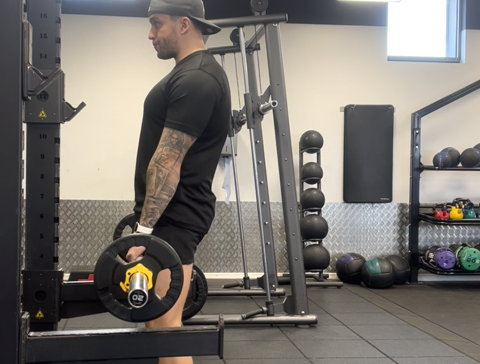 Barbell Rack-Pull