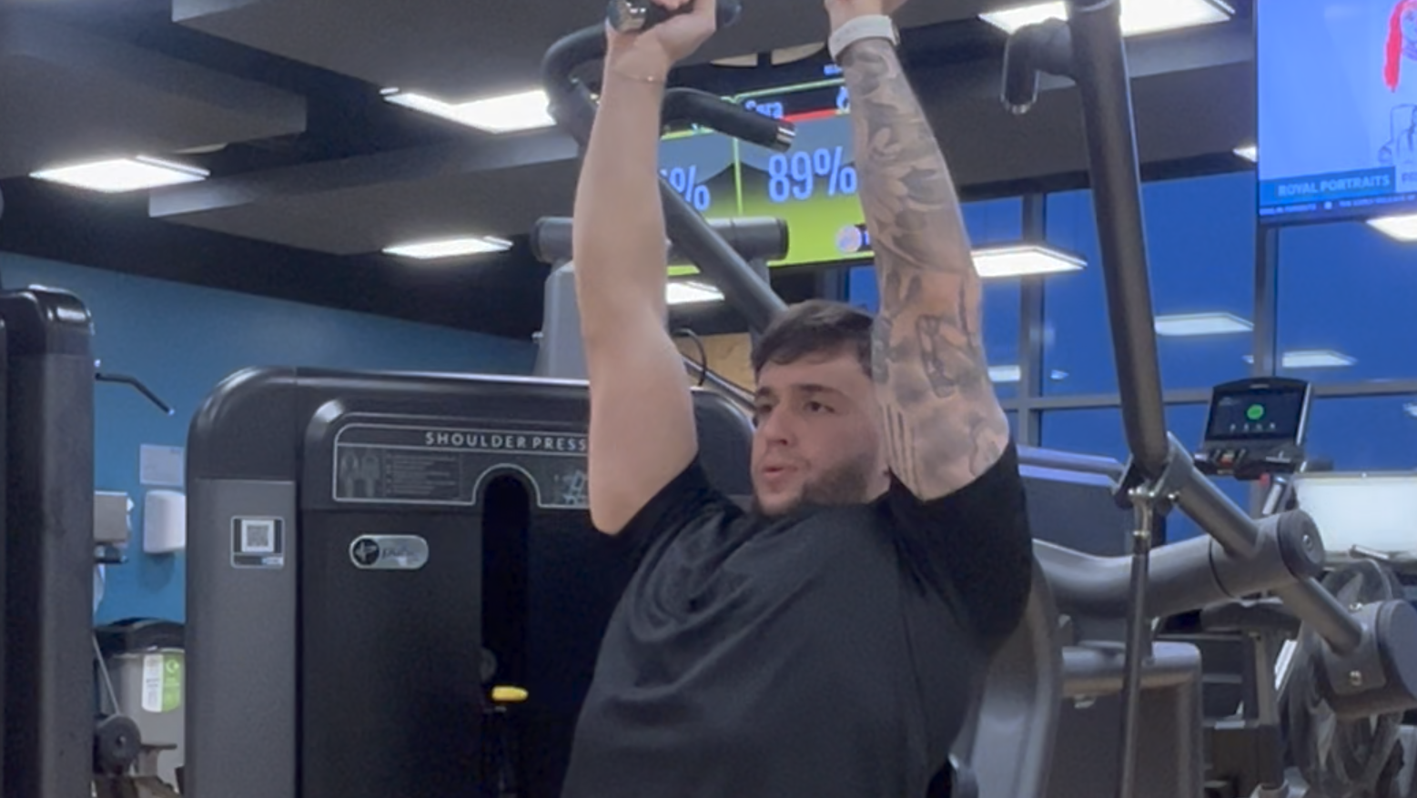 Machine Shoulder Press (Neutral Grip)