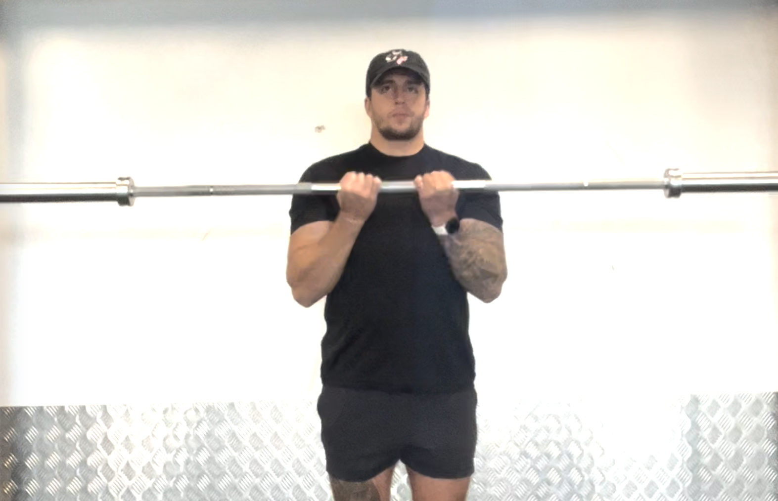 Close Grip Barbell Bicep Curl