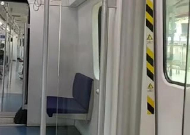 aquaria 🦈🐬🐋🐳🐟🐠