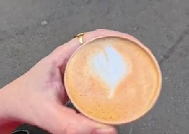 Flying Flea x Duperré : la Royal Enfield qui fusionne design et patrimoine