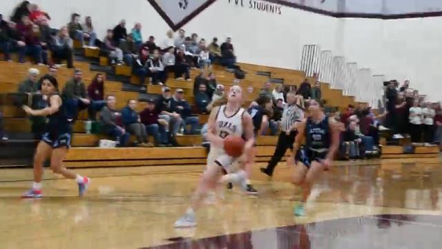 Girls Basketball WIAA Playoffs 