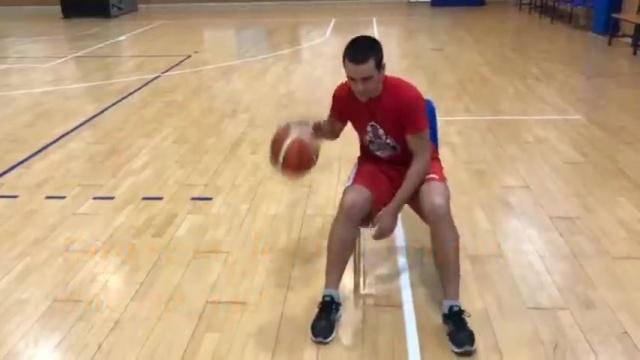 Clip_3: Fondamentali Individuali con Palla - PALLEGGIO