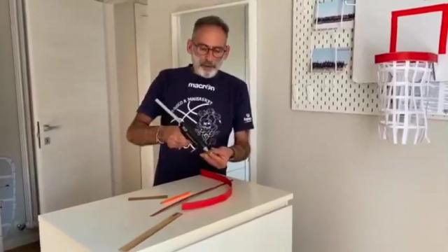 CREATIVE CLIP CHALLENGE n_5: CREA IL CANESTRO DEL MINIBASKET !!!